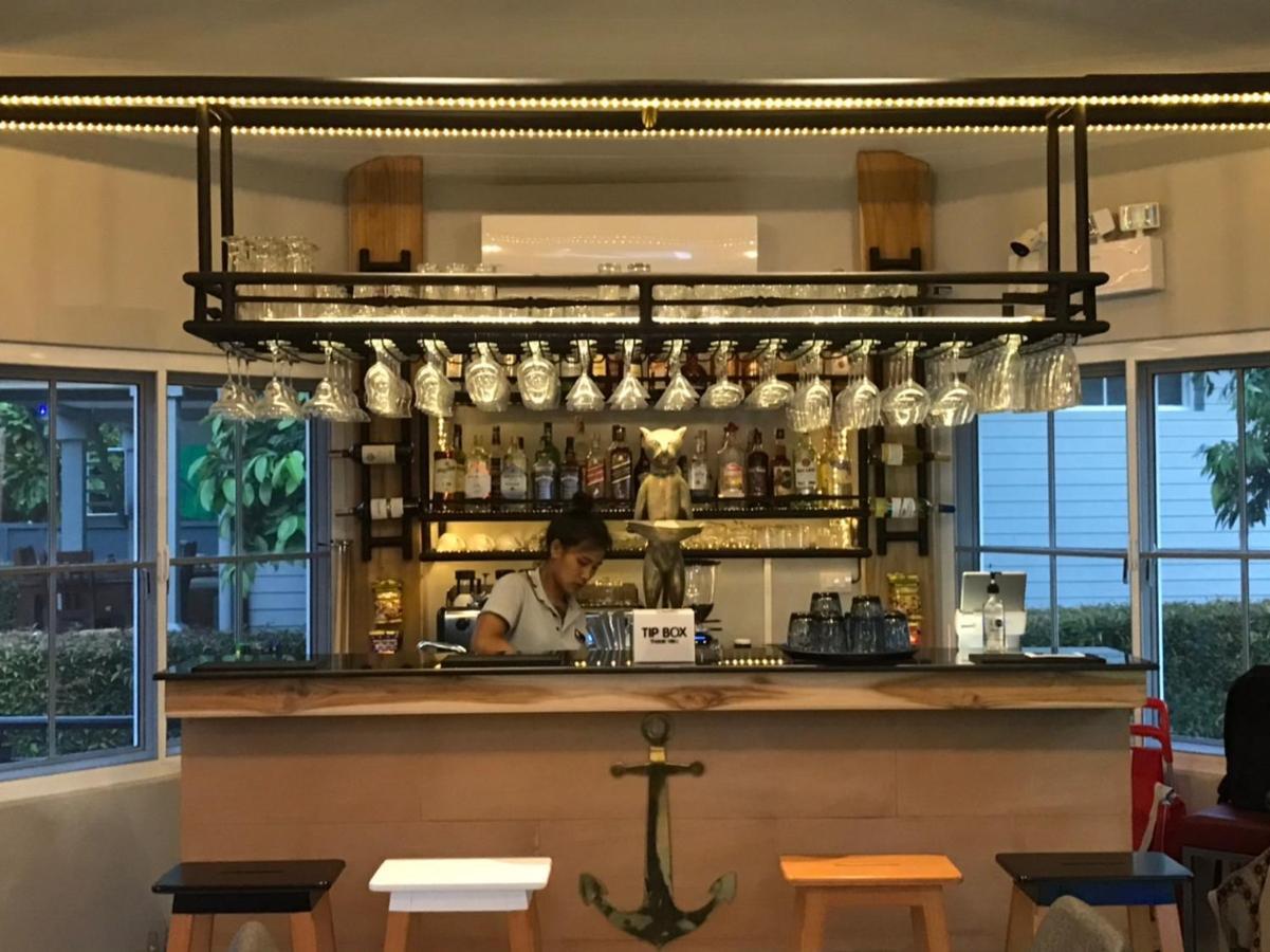Crown View Beach Resort 象岛 外观 照片