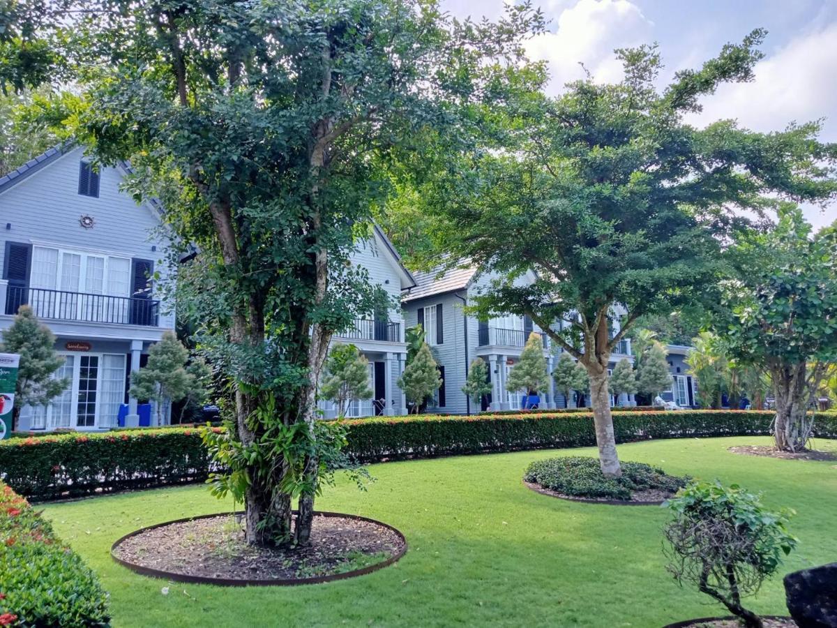 Crown View Beach Resort 象岛 外观 照片